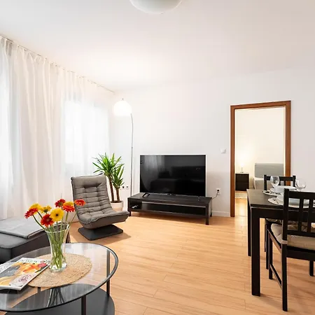 Apartment Old Town Oasis 3
